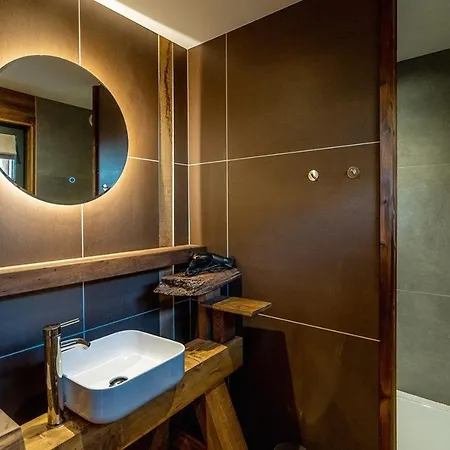 Apartment Le Petit Bes By Leavetown Vacations Les Deux Alpes